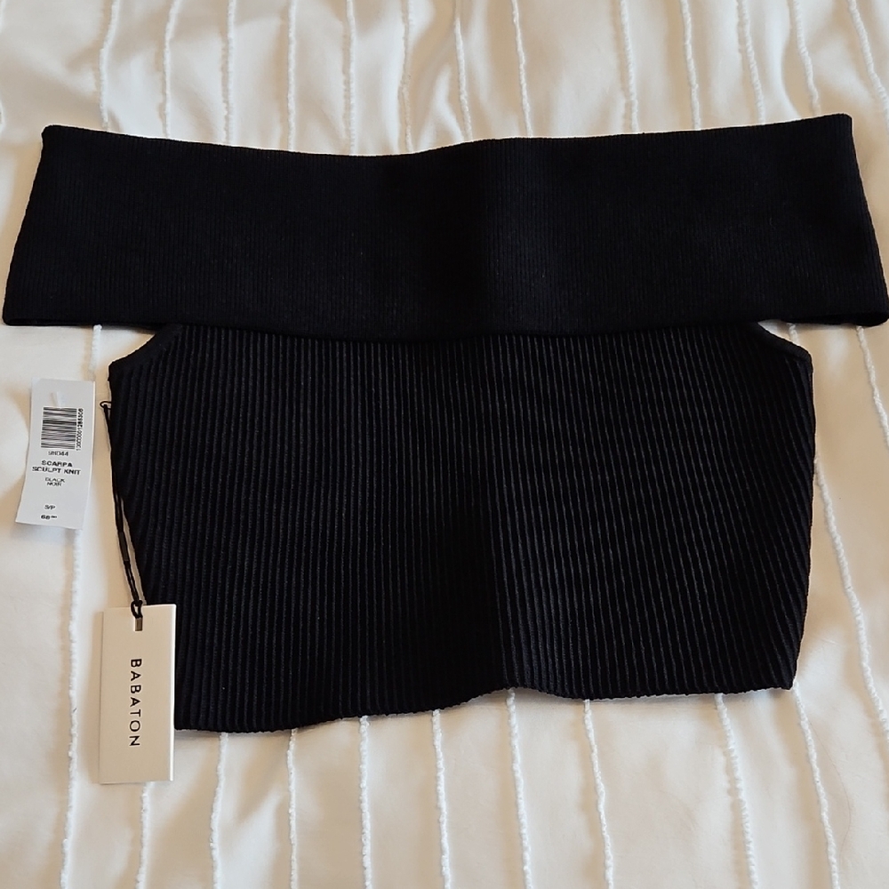 Babaton Sculpt Knit Scarpa Off The Shpulder Top